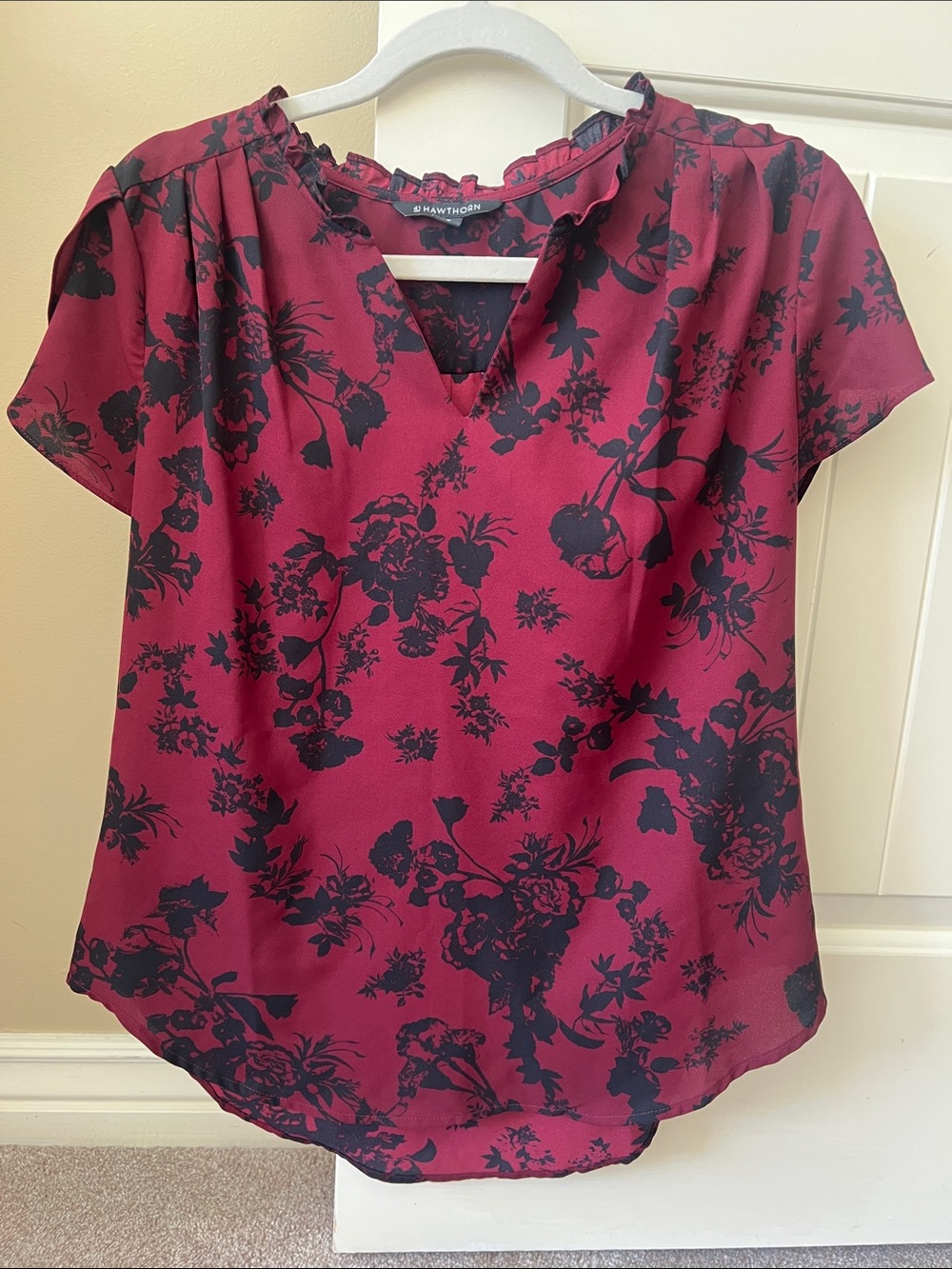 41 Hawthorn Burgundy Floral Split-Neck Blouse